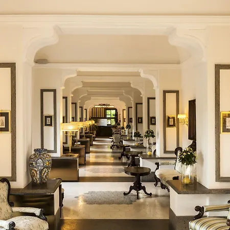 Hotell Grand Cocumella 5*