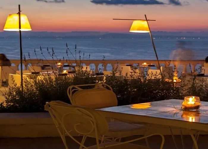 Hotel Grand Cocumella