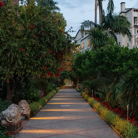 Hotel Grand Cocumella