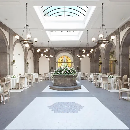 Grand Cocumella Hotel