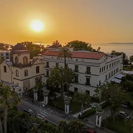 Hotel Grand Cocumella