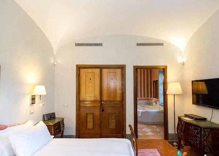 Grand Cocumella Hotel